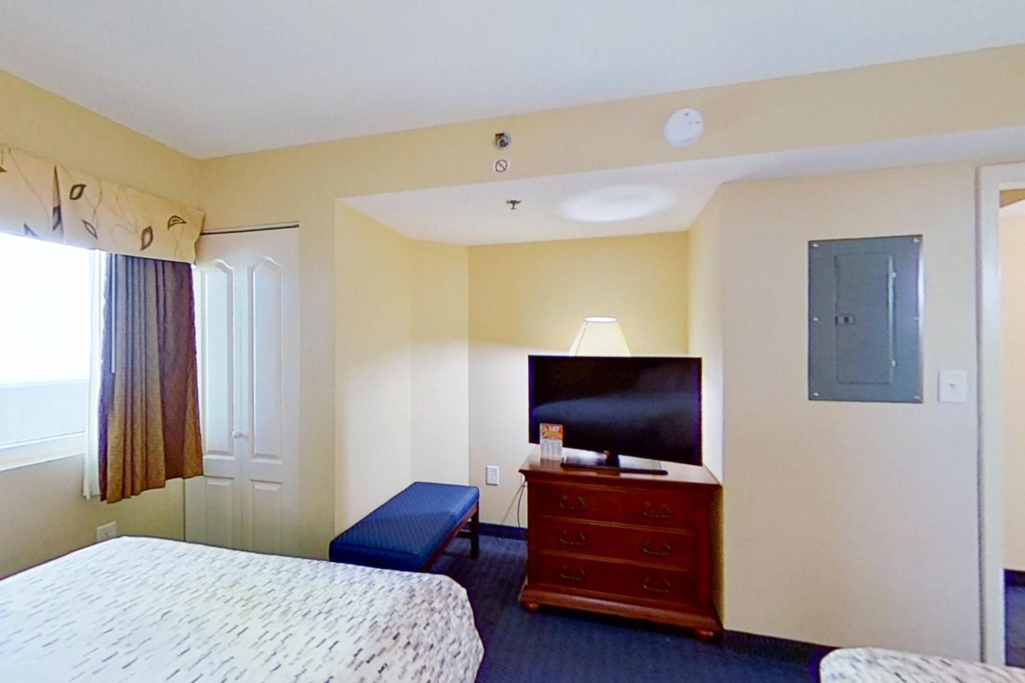 Carolinian Beach Resort Миртъл Бийч Екстериор снимка