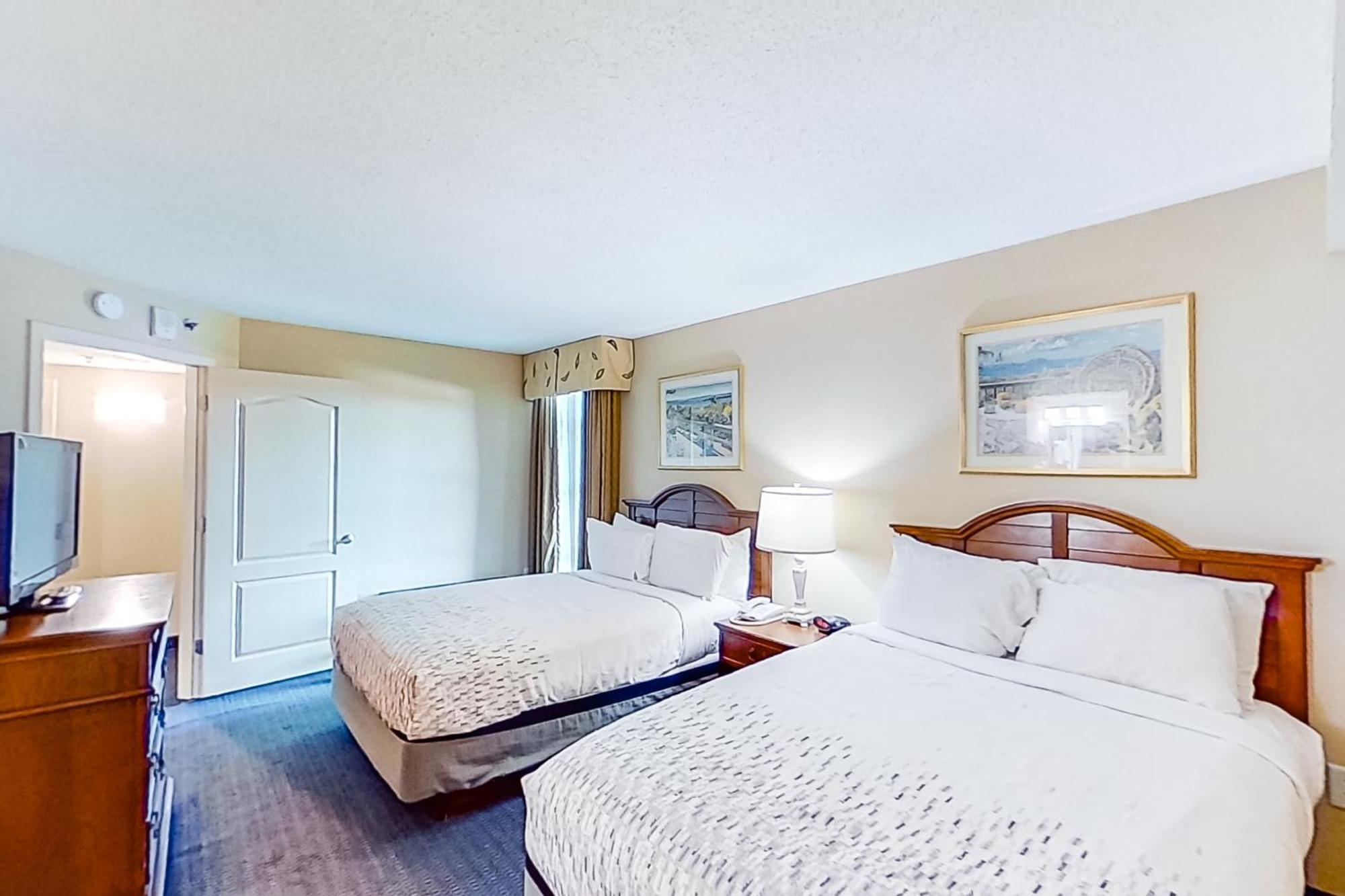 Carolinian Beach Resort Миртъл Бийч Стая снимка