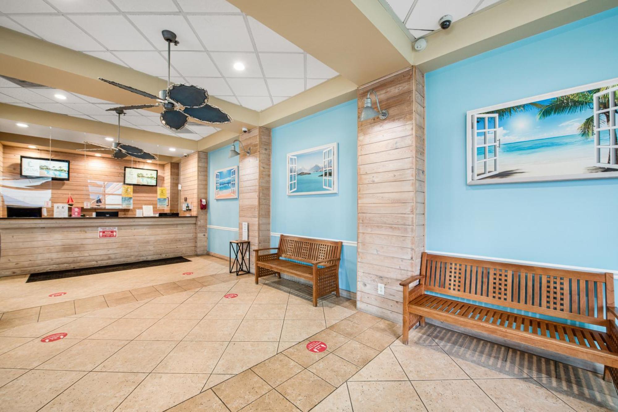 Carolinian Beach Resort Миртъл Бийч Стая снимка